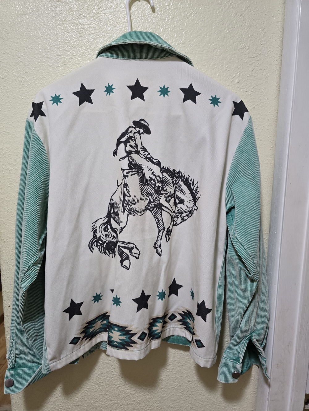 Rowdy Crowd Western Rodeo Graphic Jacket in Teal and White